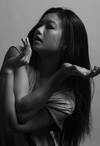Larissa Longsee, dancer represented by HeadNod Agency