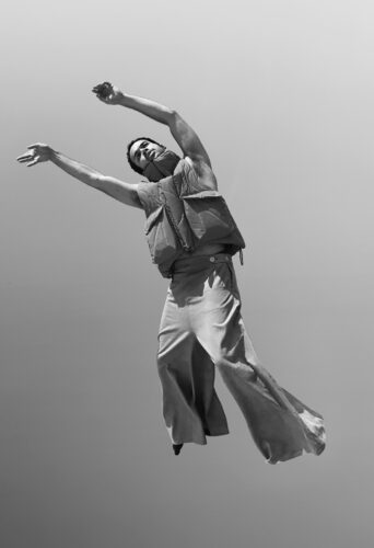 Kanah Flex, dancer, choreographer, bone breaker represented by HeadNod Agency
