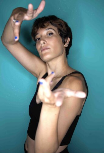 Farrah Deen, dancer, choreographer represented by HeadNod Agency