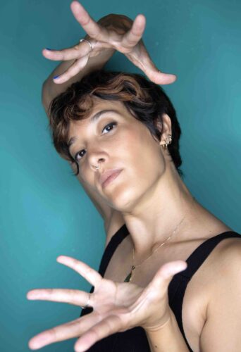 Farrah Deen, dancer, choreographer represented by HeadNod Agency