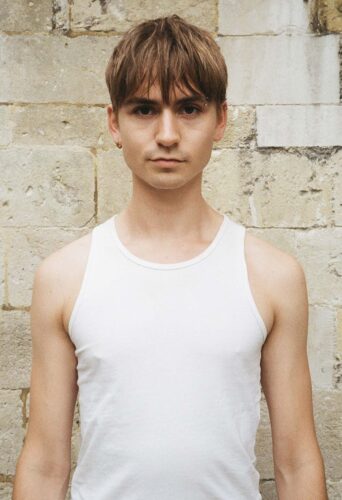 Finn Gurney, dancer represented by HeadNod Agency
