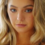 Kelley Martin, dancer represented by HeadNod Agency