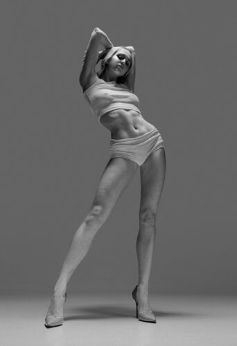 Lydia Holt, dancer represented by HeadNod Agency