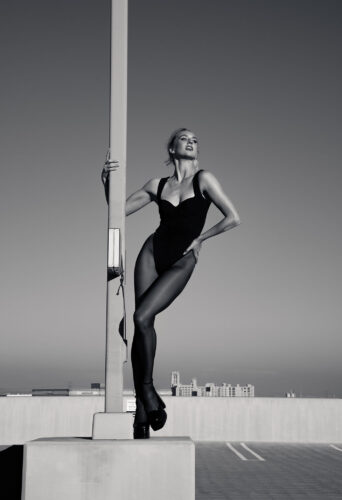 Lydia Holt, dancer represented by HeadNod Agency