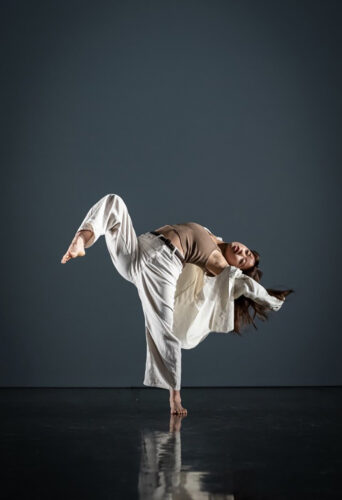 Regine Phua, dancer represented by HeadNod Agency