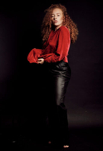 Rosie Gore, dancer represented by HeadNod Agency