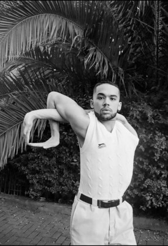 Kanah Flex, dancer, choreographer, bone breaker represented by HeadNod Agency