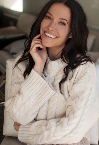 Fiona McDonald, dancer and model represented by HeadNod Dance Agency