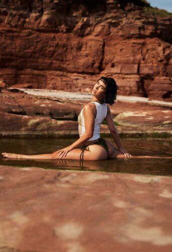Madeline Maddie Ousalice, dancer and model represented by HeadNod Agency