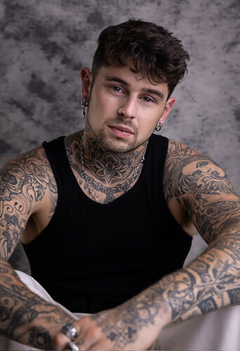 Dancer Shane Scarth represented by HeadNod Agency