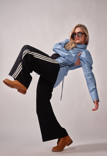 Dancer Daisy Smiles represented by HeadNod Dance Agency