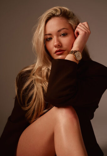 Dancer Daisy Smiles represented by HeadNod Dance Agency