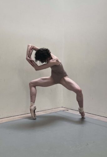 Dancer Evie-Leigh Savage represented by HeadNod Dance Agency