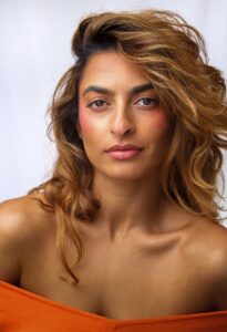 Dancer Kia Jewell represented by HeadNod Agency