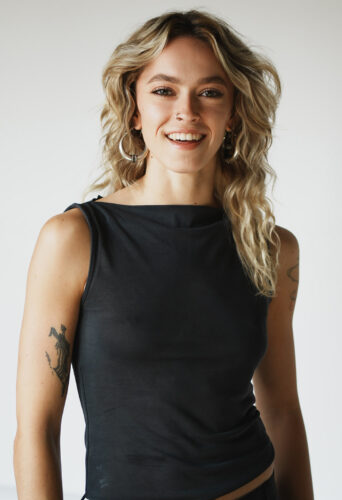 Dancer Lola Mummery represented by HeadNod Dance Agency