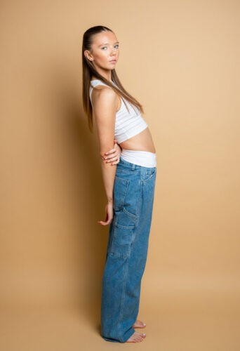 Dancer Summer Bloomfield represented by HeadNod Dance Agency