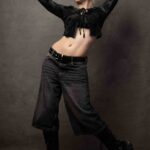 Dancer Aimée Shannon represented by HeadNod Dance Agency