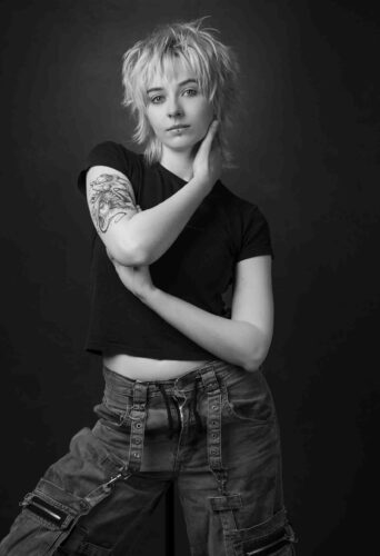 Dancer Aimée Shannon represented by HeadNod Dance Agency