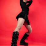Dancer Aimée Shannon represented by HeadNod Dance Agency