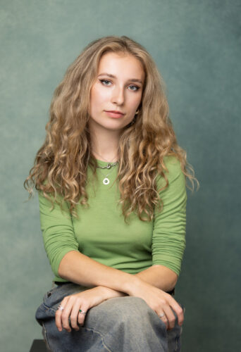 Dancer Lily March represented by HeadNod Dance Agency