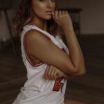 Dancer Nicole Jux represented by HeadNod Dance Agency