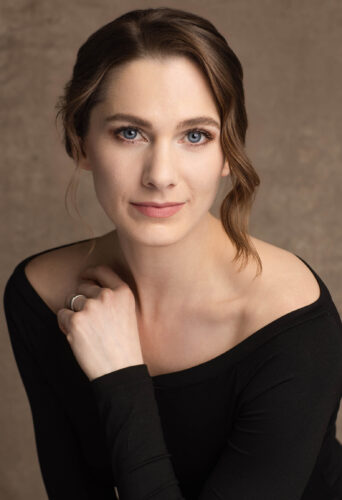 Dancer Shannon McAvoy represented by HeadNod Dance Agency