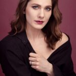 Dancer Shannon McAvoy represented by HeadNod Dance Agency