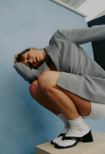 Jacqueline Tepper represented by HeadNod Dance Agency