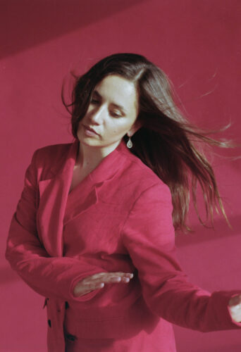 Dancer Jessica Van De Koot represented by HeadNod Dance Agency