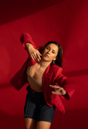 Dancer Jessica Van De Koot represented by HeadNod Dance Agency