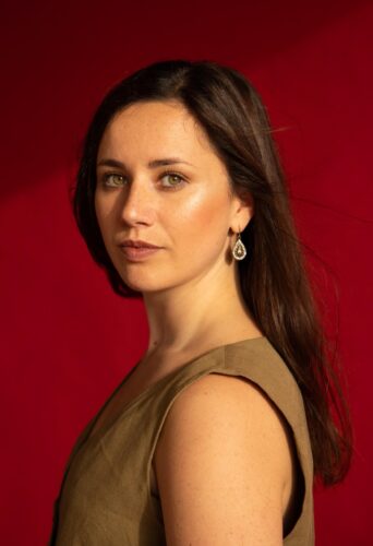 Dancer Jessica Van De Koot represented by HeadNod Dance Agency