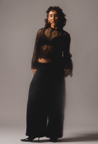 Dancer Yasmin Grant represented by HeadNod Dance Agency