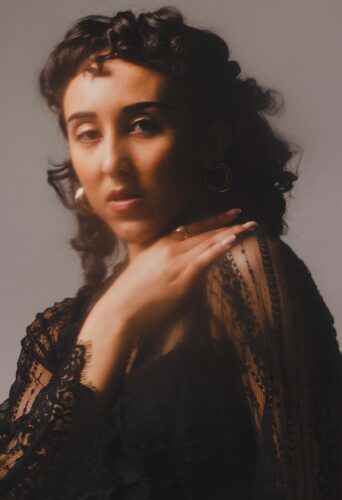 Dancer Yasmin Grant represented by HeadNod Dance Agency